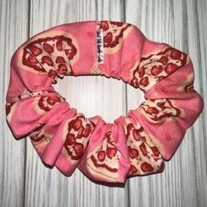 Last 1! $7ea or 3/$15 Valentines pizza sparkle pink hair Scrunchie new